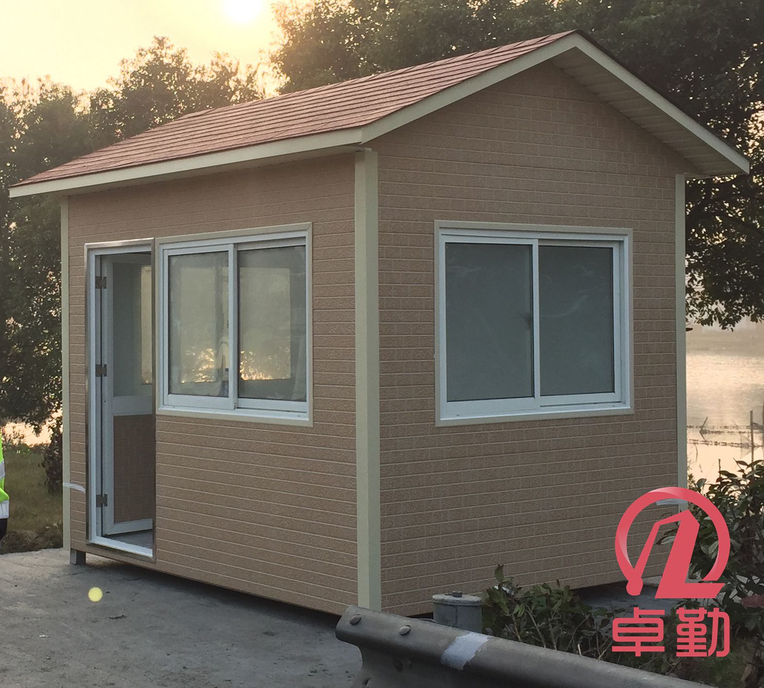 金屬雕花板Asy.jpg